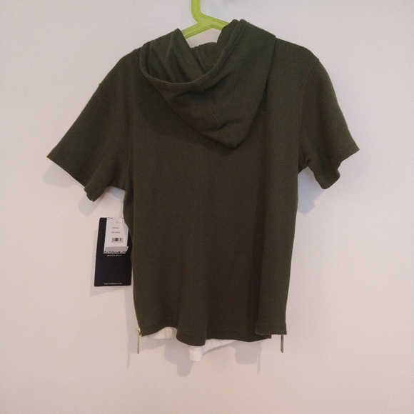 NWT Akademics hooded t-shirt for boys or girls - Picture 2 of 10